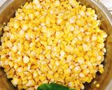 Hình bước làm 1 của món Sữa ngô