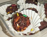 Foto langkah ke 5 dari resep Bola-bola Cokelat.