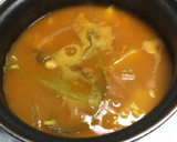 Foto del paso 2 de la receta: Arroz y habichuelas con ajos tiernos