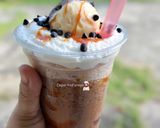 Gambar langkah 4 resipi Salted Caramel Mocha Avalanche.