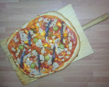 Foto del paso 7 de la receta: Coca destapada de atún y anchoas
