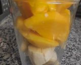 Foto del paso 2 de la receta: Batido de plátano, melocotón y yogur