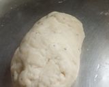 A picture of step 2 of Samosa street food.