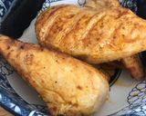 Omlós, fűszeres csirkemell pikáns szószban recept fázis 3 fotója