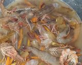 Foto langkah ke 6 dari resep Udang Saus Pedas Manis.