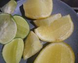 Foto langkah ke 3 dari resep Es Monpisre (Lemon Jeruk Nipis Sereh) ala Sumarmi Bejo.