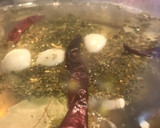 Foto del paso 2 de la receta: Cebollitas Curtidas