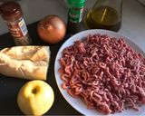 Foto del paso 1 de la receta: Filetes rusos, con manzana 🍏 al horno. Sanísimos!!!!
