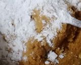 A picture of step 5 of Besan mawa ladoo.