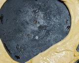 A picture of step 3 of Egg Lachha Paratha.