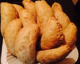 A picture of step 1 of Meat pie.
