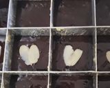 Foto langkah ke 5 dari resep Fudgy Brownies.