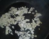 Foto del paso 2 de la receta Calabacín salteado con tomates y hierbas aromáticas