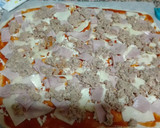 Foto del paso 1 de la receta: Pizza de masa fina con atún y york