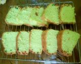 Foto langkah ke 4 dari resep Pandan Sponge Cake / Bolu Pandan.