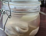 รูปขั้นตอนการทำที่ 5 ของ Glasmastarsill / Swedish pickled herring ทดแทนด้วยปลากุแล