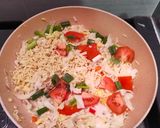 Foto langkah ke 3 dari resep Mie goreng tek- tek.