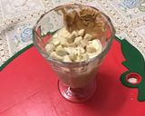 Foto del passaggio 3 della ricetta Smoothie con Yogurt Greco e Banana