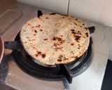 बाजरे की रोटी और मूंग दाल(Bajre Ki Roti Sath Me Whole green moong dal Recipe In Hindi) रेसिपी चरण 3 फोटो