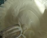 A picture of step 4 of Coffee sponge cake.