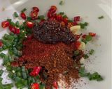 A picture of step 1 of Sichuan Spicy & Sour Noodles 酸辣粉.
