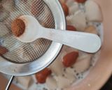 Foto del paso 3 de la receta: Pudding de nashi con yogur y chía