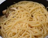 蒜香奶油鮮蝦義大利麵的食譜步驟4照片