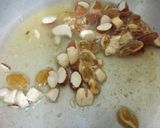 A picture of step 3 of Sonth aur gond ke ladoo (sonthaura).