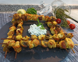 Foto del paso 5 de la receta: Brochetas de solomillo al curry y verduras 🍢🔥