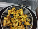 مسقعة باذنجان وبطاطا 😋