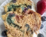 Foto del paso 3 de la receta: Budín Saludable con Arándanos y Frutillas