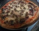 A picture of step 5 of Beef BBQ pizza.