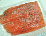 Foto del paso 1 de la receta: Carpaccio de salmón marinado
