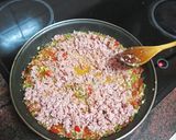 Foto del paso 4 de la receta: Empanadillas de salchichas, champiñones y almendras