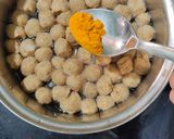 A picture of step 2 of Protein rich soybean mince - Soybean Keema.