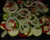 Foto del paso 2 de la receta: Gallo al horno en cama de verduras