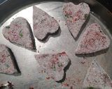 A picture of step 3 of Beetroot heart shape cutlet.