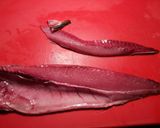 Foto del paso 3 de la receta Ventrescas de bonito, en salsa de cebollas rojas tomates verdes