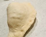 A picture of step 4 of Japanese-Style Calzone with Roasted Soybeans & Curry.