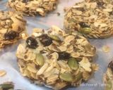 รูปขั้นตอนการทำที่ 4 ของ Easy Homemade Granola Bitesคุ้กกี้ธัญพืช ไร้แป้ง