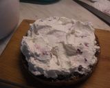 Erdei gyümölcsös diós torta recept fázis 4 fotója