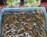 A picture of step 3 of Whole wheat banana choco chip cake.