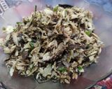Foto langkah ke 3 dari resep Pindang Tongkol Suwir Bumbu Iris.