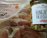 Prosciutto, caprino e funghi salad recipe step 1 photo