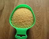 Foto del paso 2 de la receta: Cus-cus con caballa tomateada y morrón