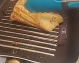 A picture of step 6 of Grilled filled pockets.