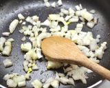 Csirkés bulgur egytálétel recept fázis 2 fotója