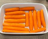 Une image de l'étape 3 de Carottes rôties au miel et à la feta.