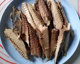 Foto langkah ke 1 dari resep Pepes Pedas Ikan Tongkol.