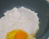 Foto langkah ke 2 dari resep Donat bedak simple.